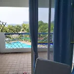 Nat\'S Seri Bulan Beach, Pool Home @Teluk Kemang